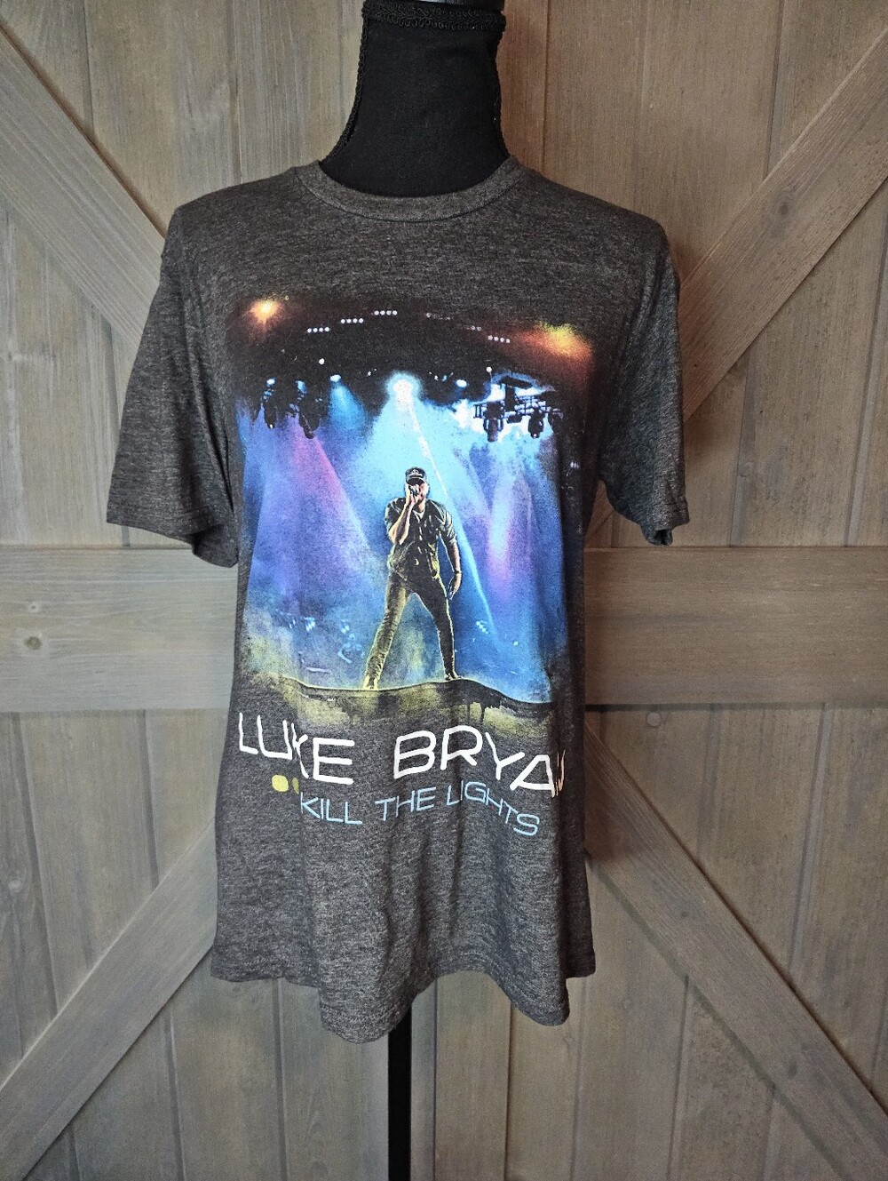 Luke Bryan "Kill The Lights" 2016 Tour Tshirt sz Small